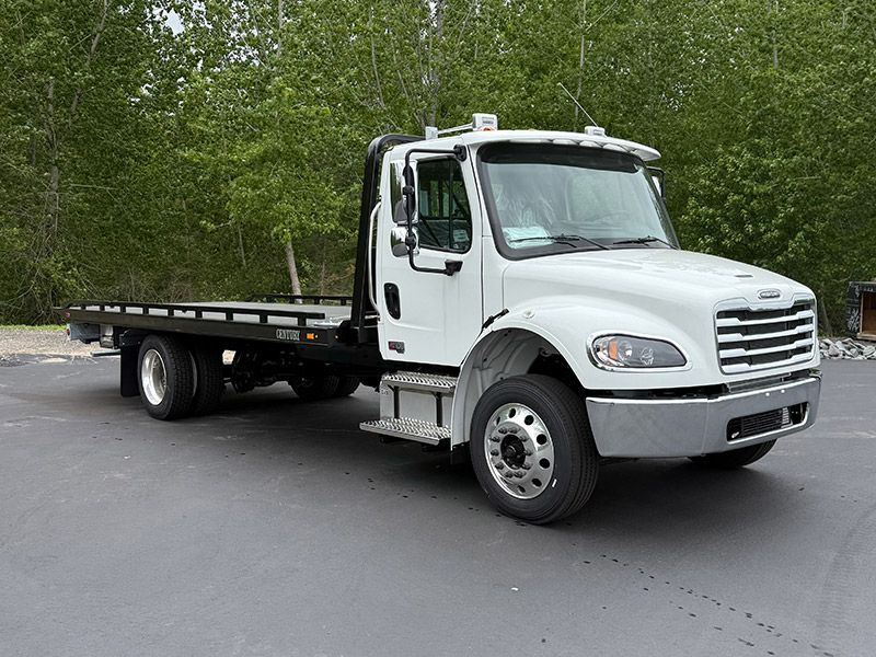2025 Freightliner M2 (Key# 1889) 1